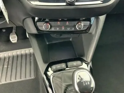 Photo 12 Opel Corsa  1.2 Turbo 100 ch BVM6 GS Line