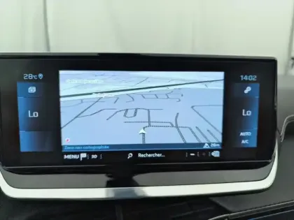 Photo 9 Peugeot 2008  PureTech 130 S&S EAT8 GT