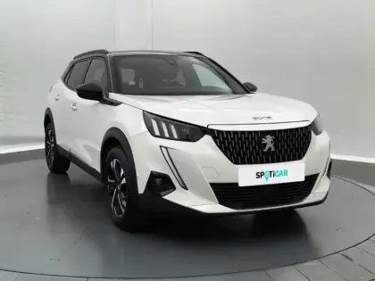 Photo 23 Peugeot 2008  PureTech 130 S&S EAT8 GT