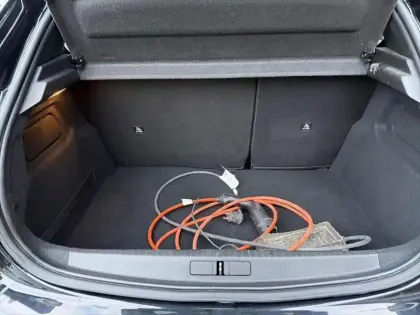 Photo 7 Peugeot 208  Electrique 50 kWh 136ch Style