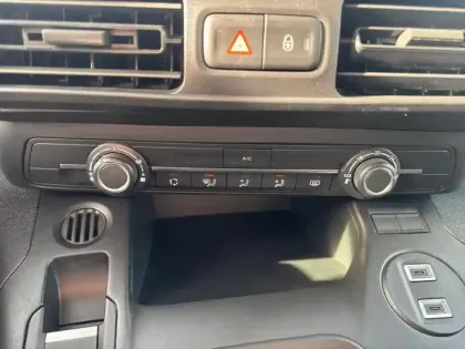 Photo 12 Peugeot Partner  FOURGON M 650 KG BLUEHDI 130 S&S BVM6