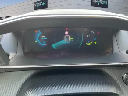 Photo 20 Peugeot 2008  Electrique 136 ch Roadtrip