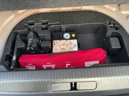 Photo 26 Peugeot 2008  Electrique 136 ch Roadtrip