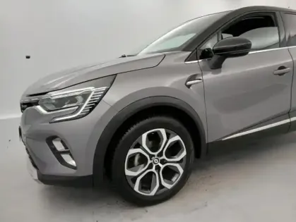 Photo 17 Renault Captur TCe 90 - 21 Intens