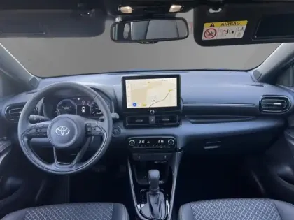 Photo 9 Toyota Yaris Gén. IV Ph1 NG Collection 5