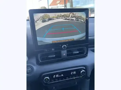 Photo 13 Toyota Yaris Gén. IV Ph1 NG Collection 5