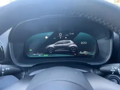 Photo 15 Toyota Yaris Gén. IV Ph1 NG Collection 5