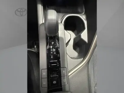 Photo 15 Toyota C-HR Gén. II Ph1 Collection 5