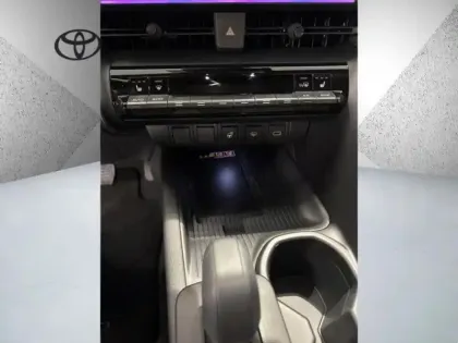 Photo 16 Toyota C-HR Gén. II Ph1 Collection 5