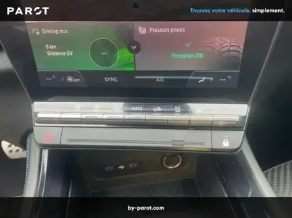 Photo 4 Renault Austral 1.2 E-Tech full hybrid 200ch Techno esprit Alpine - 23