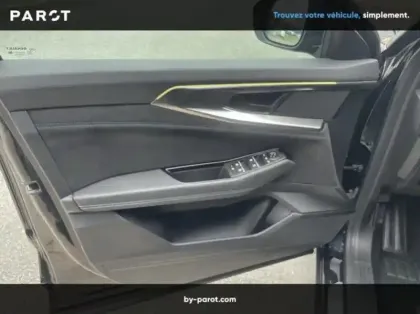 Photo 5 Renault Austral 1.2 E-Tech full hybrid 200ch Techno esprit Alpine - 23