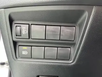 Photo 16 Toyota Yaris Hybride 116h Design MC24