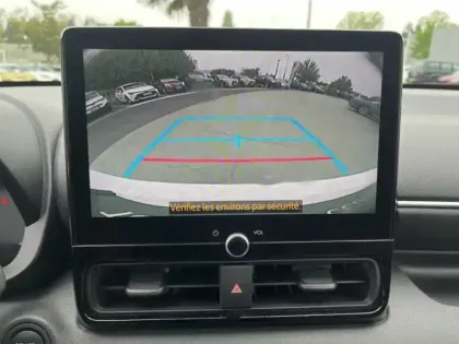 Photo 17 Toyota Yaris Hybride 116h Design MC24