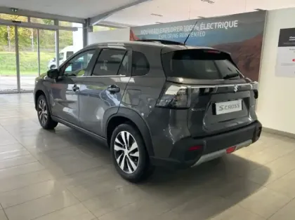 Photo 12 Suzuki S-cross 1.4 Boosterjet Hybrid 110ch Style Auto MY25