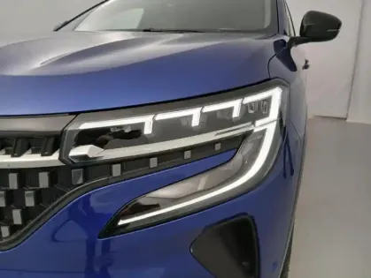 Photo 17 Renault Austral E-Tech hybrid 200 Techno