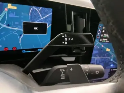 Photo 22 Renault Austral E-Tech hybrid 200 Techno