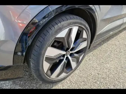 Photo 12 Renault Megane  E-Tech Electric EV60 220ch Techno super charge