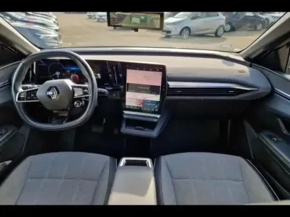 Photo 8 Renault Megane  E-Tech Electric EV60 220ch Techno super charge