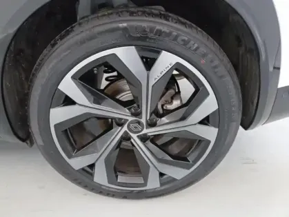 Photo 5 Renault Austral  1.2 E-Tech full hybrid 200ch Iconic esprit Alpine- 24