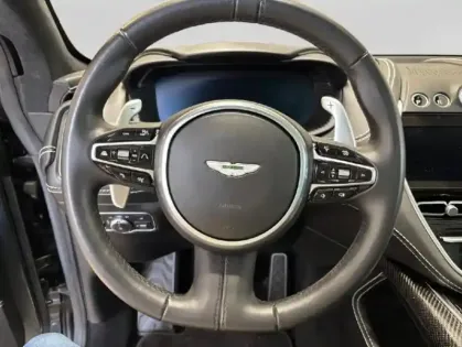 Photo 26 Aston Martin Dbx  4.0 V8 biturbo 550ch BVA9 Tpano Sieges chauf/ventil/cuir