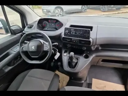 Photo 8 Peugeot Partner  Standard 650kg BlueHDi 100ch S&S BVM5 Premium