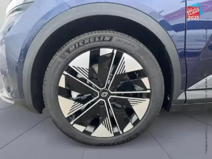 Photo 9 Renault Scenic  E-Tech Electric 220ch Techno grande autonomie -25