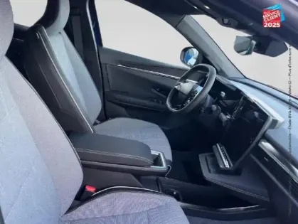 Photo 4 Renault Scenic  E-Tech Electric 220ch Techno grande autonomie -25