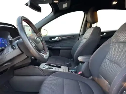 Photo 6 Ford Kuga  2.5 Duratec 190ch FHEV E85 ST-Line BVA