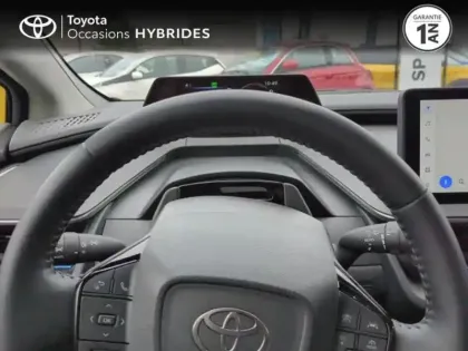 Photo 12 Toyota Prius  Rechargeable 2.0 Hybride Rechargeable 223ch Design