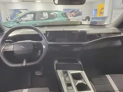 Photo 7 Opel Astra  Electric 156ch Edition Limitée Ultimate Pack