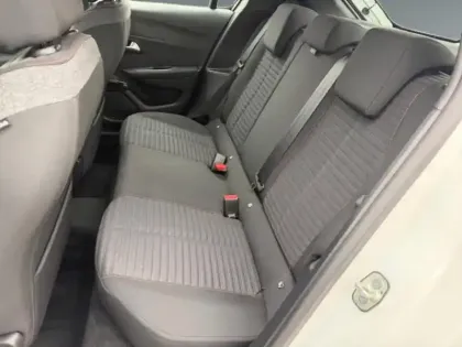 Photo 12 Peugeot 208  e- 136ch Active