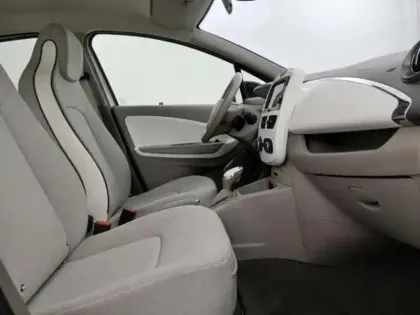 Photo 6 Renault Zoé Zoe Zen charge normale R90 MY19