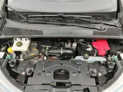 Photo 11 Renault Zoé Zoe Zen charge normale R90 MY19