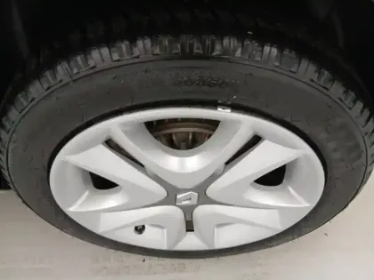 Photo 9 Renault Zoé Zoe Zen charge normale R90 MY19