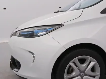 Photo 10 Renault Zoé Zoe Zen charge normale R90 MY19