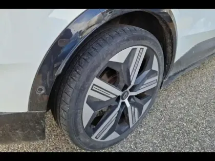 Photo 12 Renault Megane  E-Tech Electric EV60 220ch Iconic super charge -C