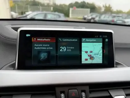 Photo 11 BMW X2  sDrive18dA 150ch Business Design Euro6d-T