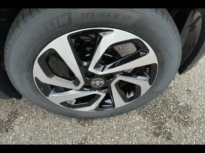 Photo 11 Toyota Aygo  X 1.0 VVT-i 72ch Design MY24