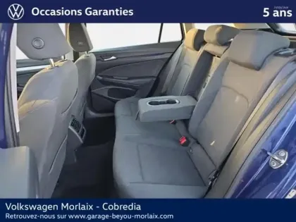 Photo 8 Volkswagen Golf  SW 2.0 TDI SCR 116ch Life Plus DSG7