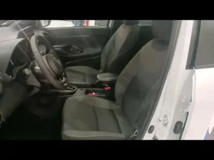 Photo 9 Toyota Yaris  Cross 116h Design MY25