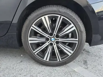 Photo 8 BMW Serie 3 Série 3 330dA MH xDrive 286ch Luxury 17cv