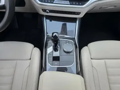 Photo 11 BMW Serie 3 Série 3 330dA MH xDrive 286ch Luxury 17cv