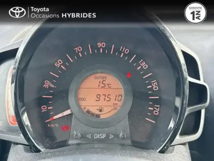 Photo 13 Toyota Aygo  1.0 VVT-i 72ch x-play 3p