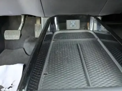 Photo 14 Ford Mustang Gén. I Ph1 NG Mach-E 5