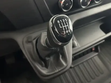 Photo 14 Renault Master TPMR + RAMPE ACCES FAUTEUIL L2H2 dCi 135 E6