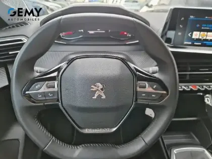 Photo 14 Peugeot 208  PureTech 100 S&S BVM6