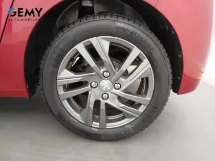 Photo 73 Peugeot 208  PureTech 100 S&S BVM6