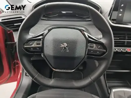 Photo 75 Peugeot 208  PureTech 100 S&S BVM6