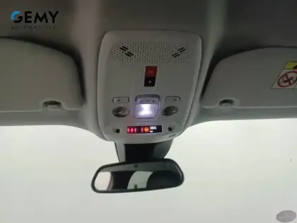 Photo 14 Peugeot 2008  PureTech 130 S&S EAT8