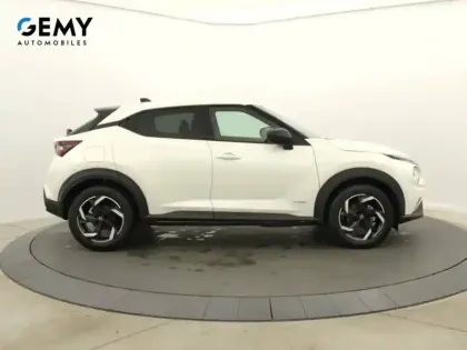 Photo 44 Nissan Juke  HYBRID 143